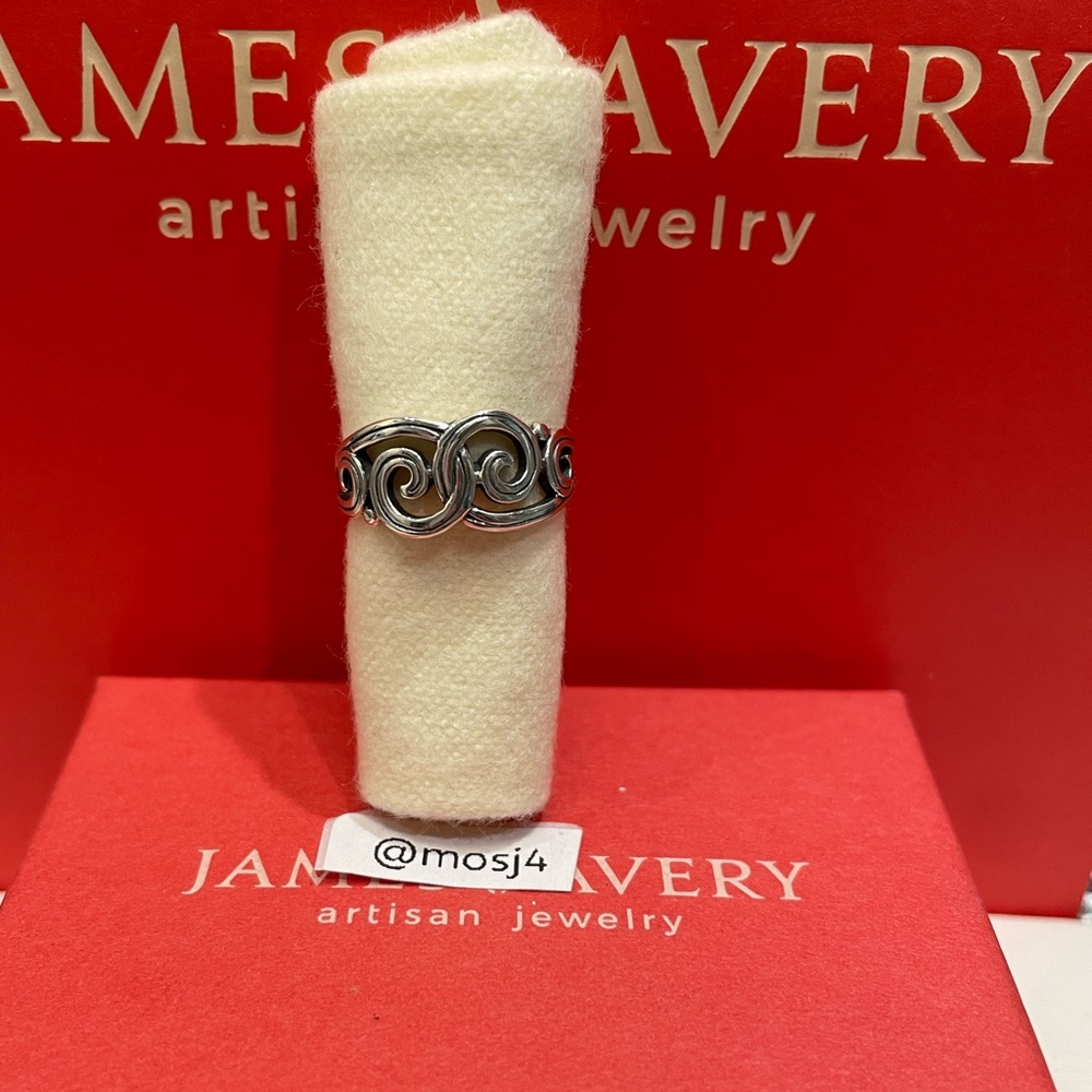 Retired James Avery Gentle Wave Ring